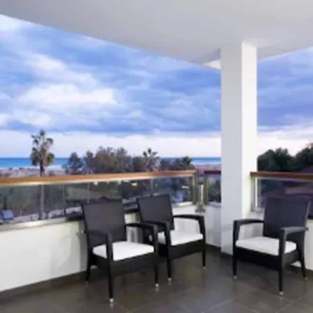 Hotel Baru Sagunto