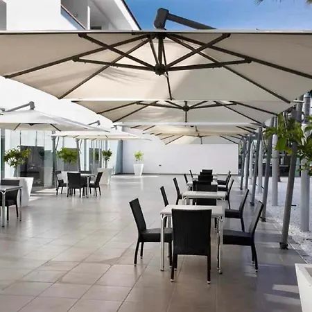 Baru ホテル サグント