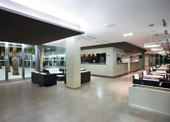 Hotell Baru 4*