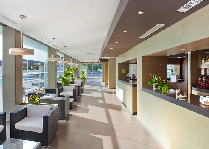 Hotell Baru 4*